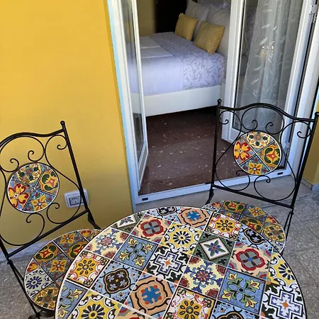 Alexander's Close To Metro A Apartment *