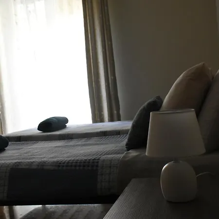Apartment Alexander's Close To Metro A Rome